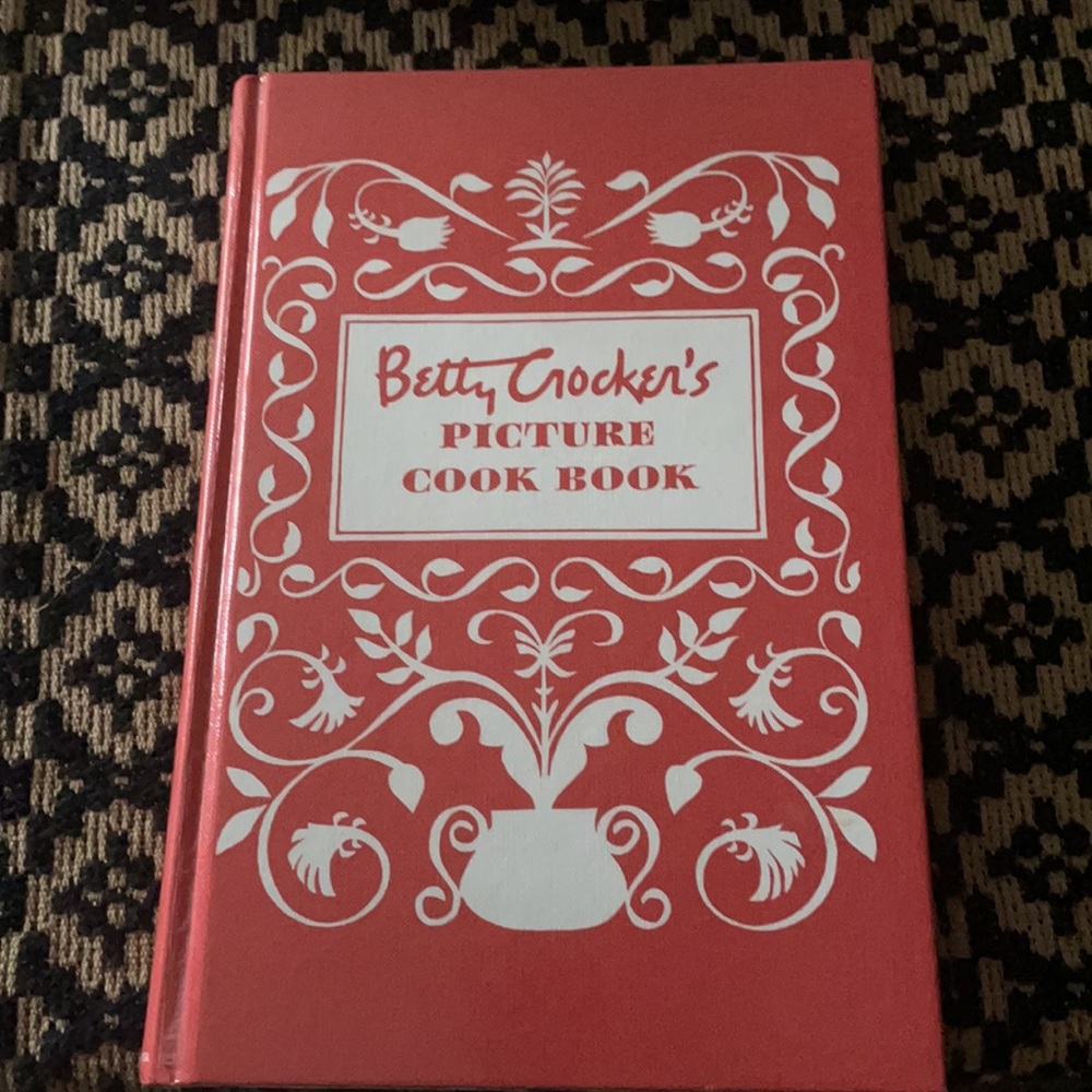 Betty Crocker’s Picture Cook Book Copyright 1950. Facsimile edition 1998.